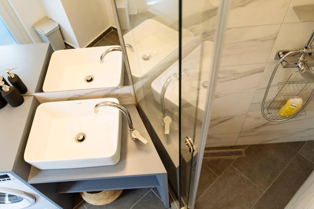 La Dame Bleue Apartman Bukarest Kültér fotó